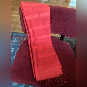 Vtg. silk Mai Savanh Lao shawl of fair trade firm